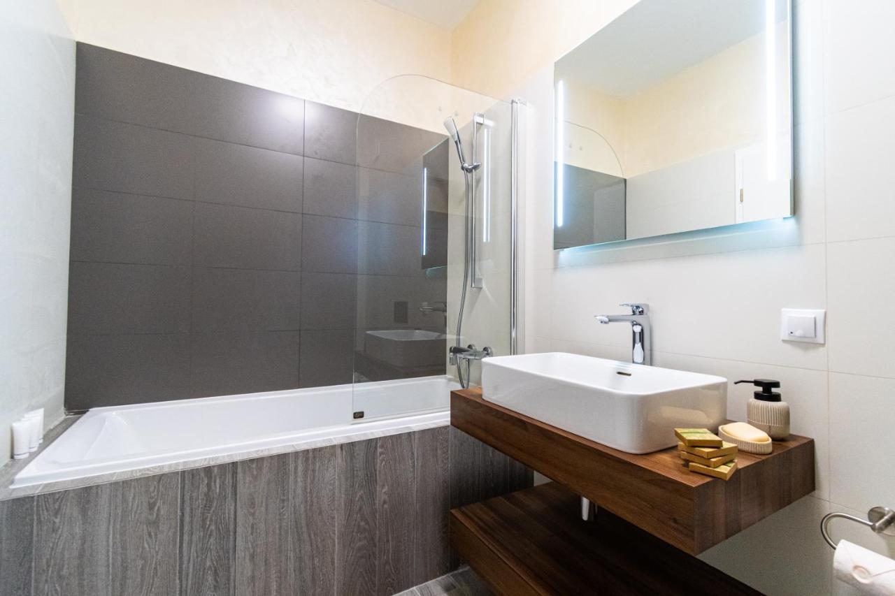 Mirador Bohemian Apt With Views Over Old Town And Tampa Mountain, Near Poiana Brasov Ngoại thất bức ảnh