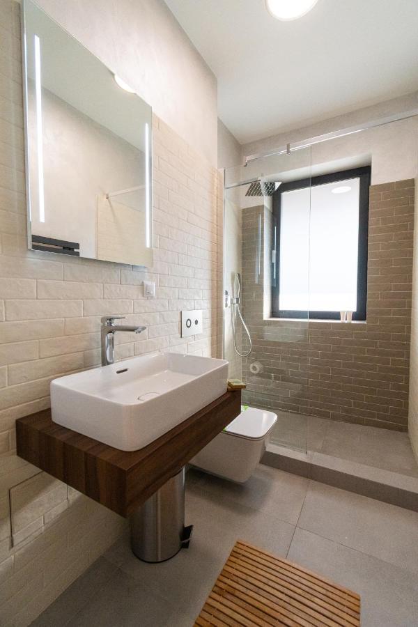 Mirador Bohemian Apt With Views Over Old Town And Tampa Mountain, Near Poiana Brasov Ngoại thất bức ảnh